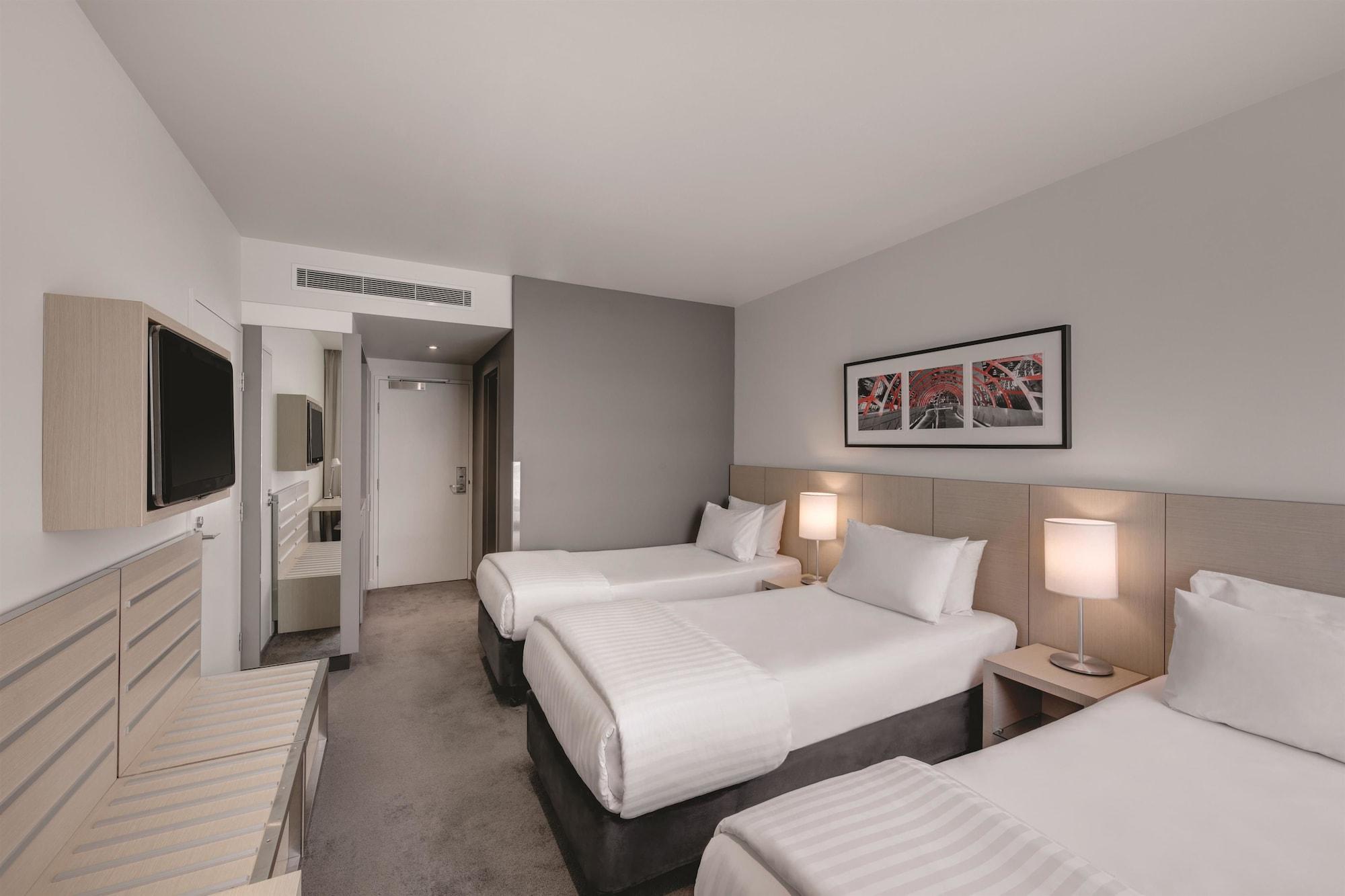 Travelodge Hotel Melbourne Docklands Kültér fotó